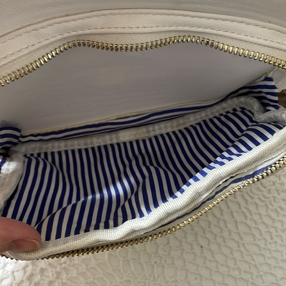 Missy hummingbird/flowers vegan backpack - Picture 14 of 15